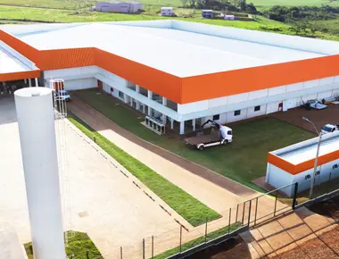 Fábrica de cápsulas farmacêuticas construída pela Viaplan para a Tomizo no Parque Industrial Santa Mónica, Hernandarias
